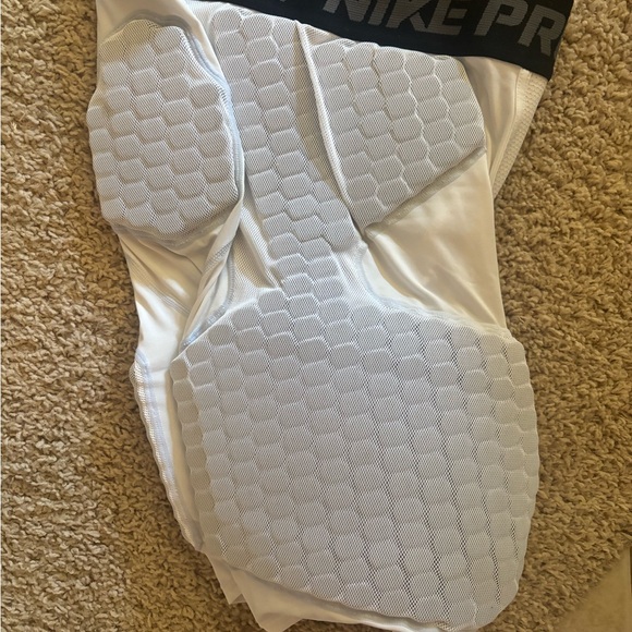 Nike Pro Combat shorts - Picture 4 of 4